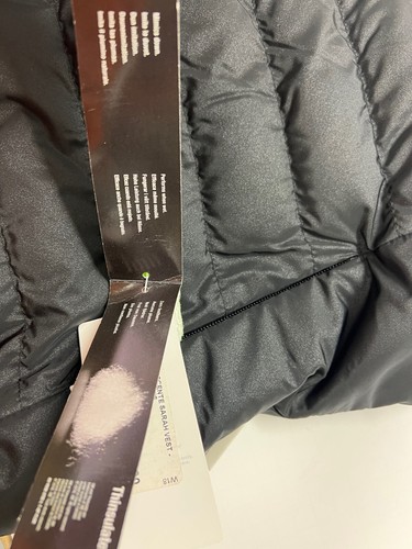 $150 Descente Sarah Featherless 700 Fill DWR Insulated Vest NWT Sz 8 Synth Down - Picture 10 of 10