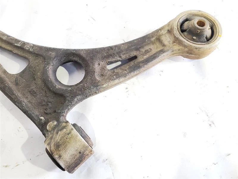 Brazo de control inferior delantero derecho OEM 2017 2018 2019 2020 2021 2022 Kia Niro Foto 2 de 4