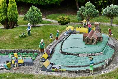 Foto 12x8 Godshill Model Village 9 : Modelldorf innerhalb der Modellvilla um 2019