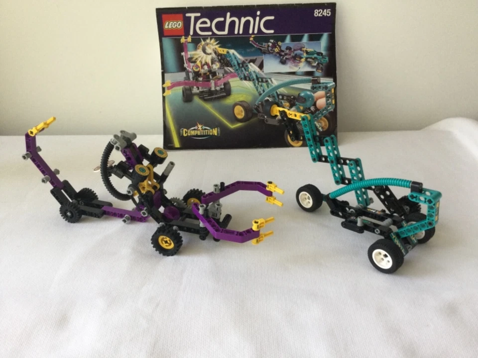 LEGO Technic 8245 Robot's Revenge, photo 1 sur 4