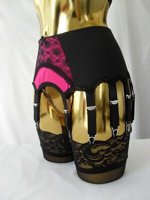Strapsgürtel groß oder XL 14 Riemen schwarz + rosa Lycra Bogen Spitze Designer Retro