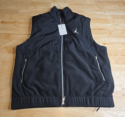Nike Air Jordan Men s Essentials Winter Vest Black FD8628-010 Size Medium