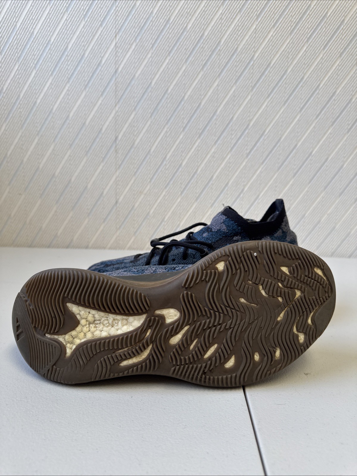 Adidas Yeezy Boost 380 Covellite Size 10.5 Men’s GZ0454 Authentic Sneakers thumbnail 9