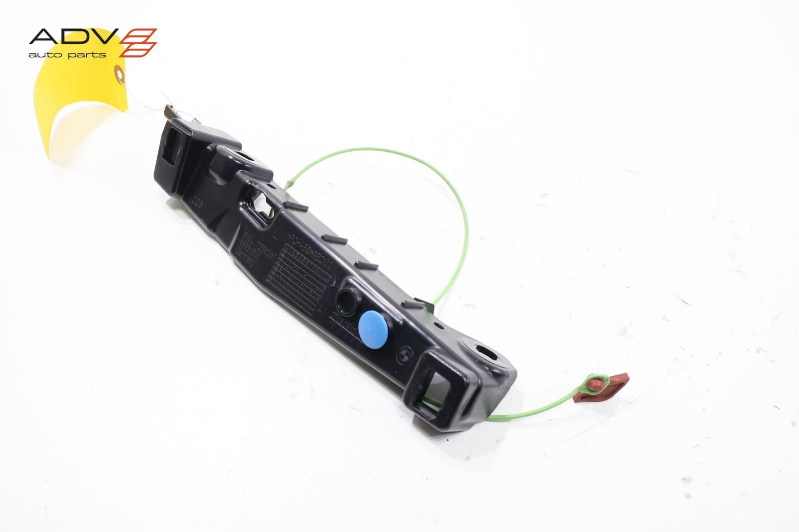 2014 - 2020 BMW i8 I12 FRONT LEFT DRIVER SIDE FENDER SUPPORT BRACKET OEM