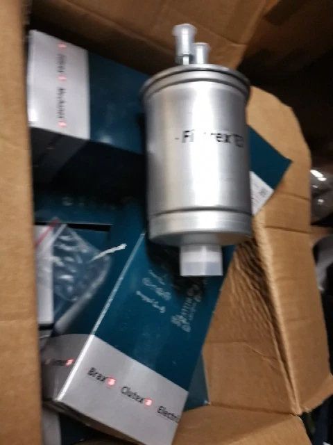 8x Kraftstofffilter Ford Focus 1230621 Restposten Flohmarkt Export Händler...