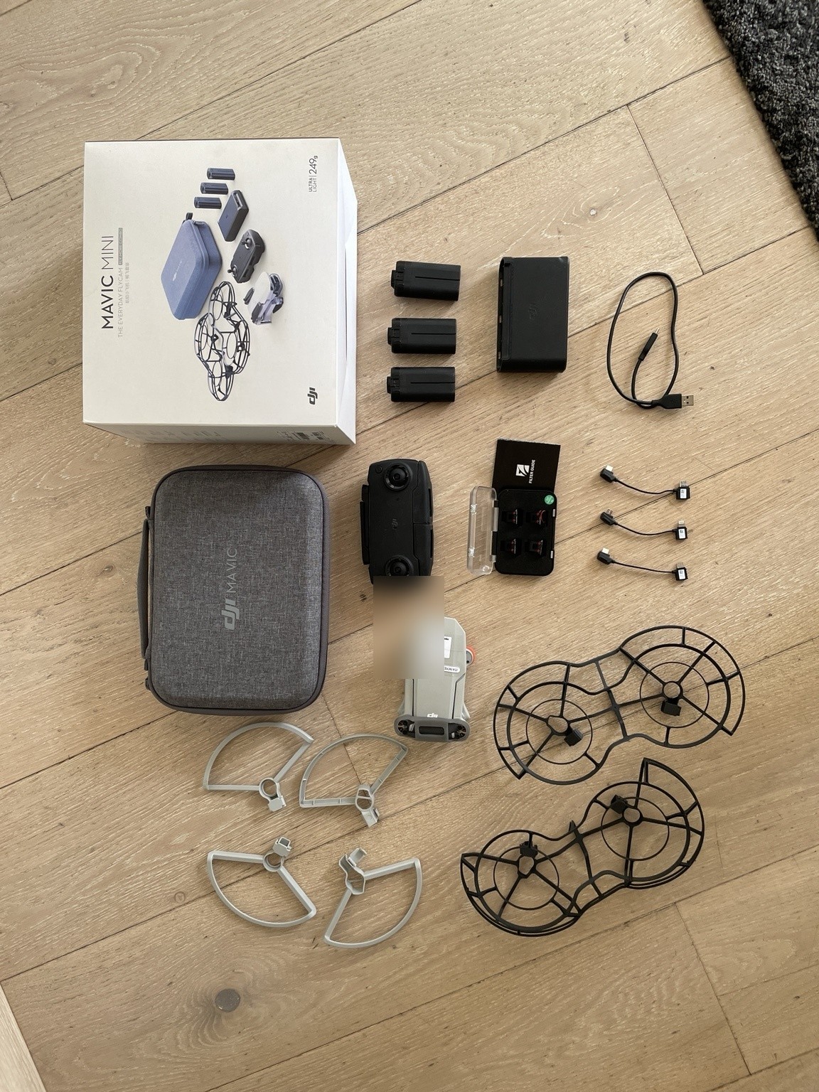 DJI Mavic Mini Fly More Combo – 3 Batterie + Filtri Freewell + Accessori