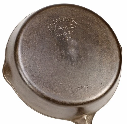 Vintage Wagner  Ware No 8 (1058C) Cast Iron Skillet Restored Condition
