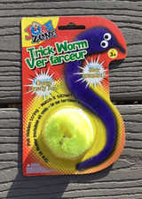JOKE ZONE / CTG YELLOW TRICK WORM / MAGIC WORM CREEPY CRAWLY FUN TOY  07428 F/S