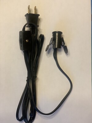 Lamp Cord with Clip In Socket 