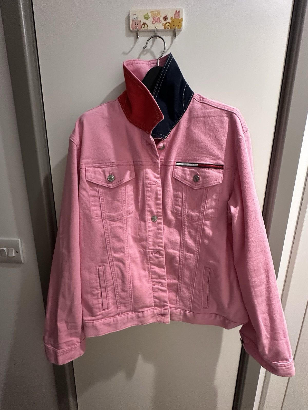Tommy Hilfiger Pink Denim Jacket - Size M, Stylish and Vibrant image 2