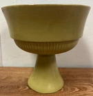 Green Color Vintage Red Wing USA Pottery Vase #879 CHIPPED