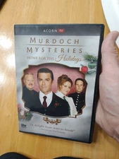 MURDOCH MYSTERIES: HOME FOR THE HOLIDAYS Nm Clean Disc Case In Rough Shape 