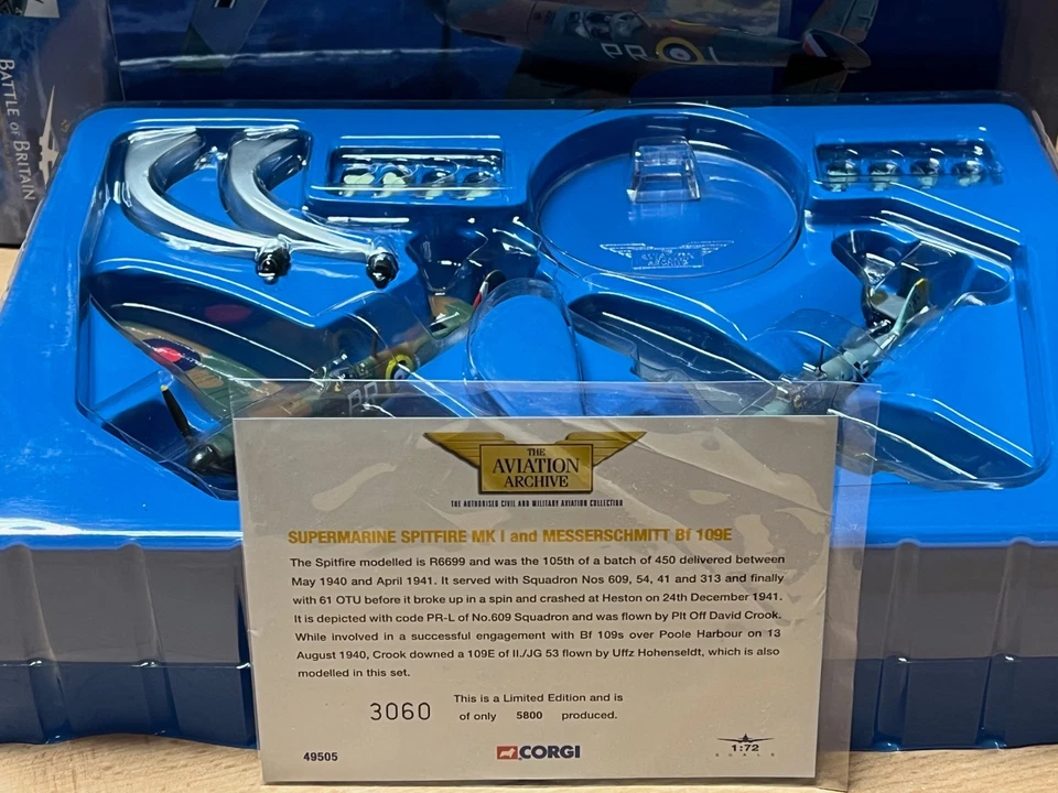 CORGI 49505 Battle of Britain Set Messerschmitt Bf 109 E + Spitfire MkI 1:72 OVP - Bild 3 von 4