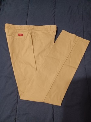 NWOT Dickies Crafted for Women Curvy ''Desert'' khaki pants, stretch twill, size 6