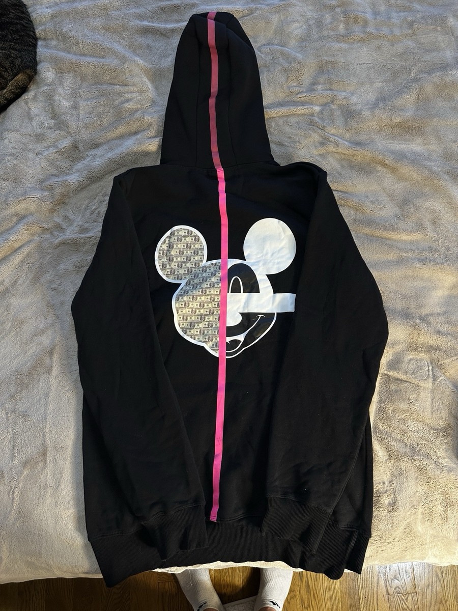 family first milano Hoodie View 3