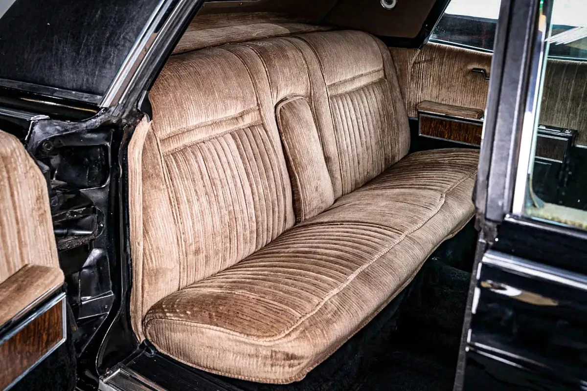 Lehmann-Peterson Limo Owned by Budweiser Baron