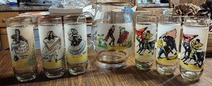 Vintage MCM Frosted Mexico Souvenir Pitcher & Tumblers Gold Trim Folk Art Glass