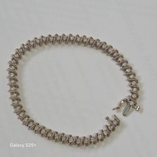 Vintage 10K yellow gold approx 1.5 Carat Diamond tennis bracelet