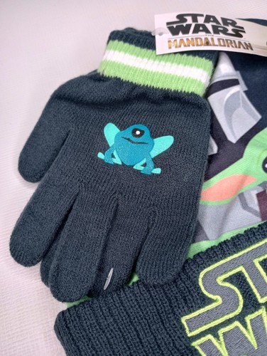 Star Wars The Mandalorian Grogu Winter Knit Cap and Gloves Set Youth OSFM New - Picture 2 of 7