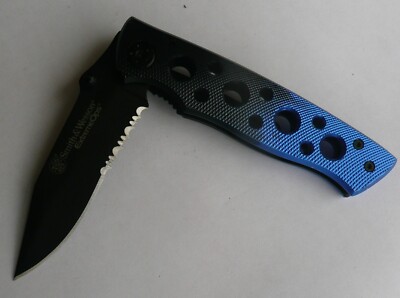 BLUE Smith & Wesson Extreme Ops Liner Lock Serrated Folding Knife  CK111S (NEW)
