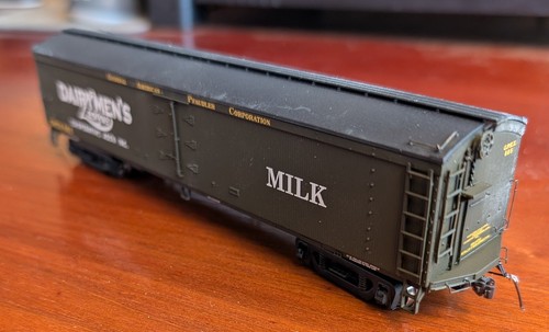 HO Scale Walthers Pfaudler Milk car 2-Pack Dairymen's League GPEX 882 & GPEX 885 - Picture 4 of 9