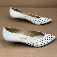 Paco Gil White Leather Studded Kitten Heel Pointed Toe Pumps Shoes Women's 8.5B