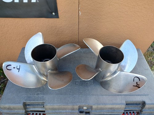 Used PAIR Revolution 4 Propellers 14.5 X 19 pitch LH RH Props C4 - Picture 3 of 4