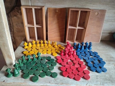 Rare Lot +130 Jetons & Pions Jeux Anciens Bois Tourné - 2 Boîtes - Tabletterie - Photo 1/4