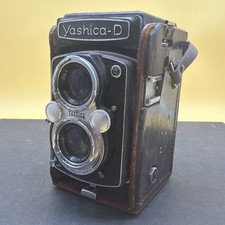 Vintage Yashica-D 80mm f/3.5 TLR Camera 120 Film Brown Leather Case Untested