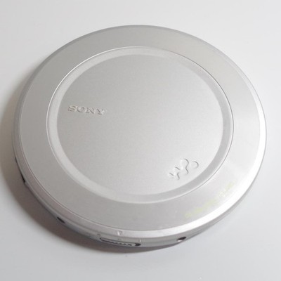 SONY D EJ985 Portable CD Player Timepiece Ready To Use Authentic