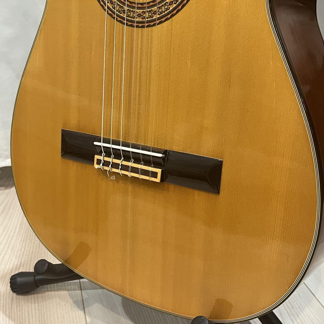 Classical Acoustic Guitar Zen-On Abe-520 70's Natural Solid Top