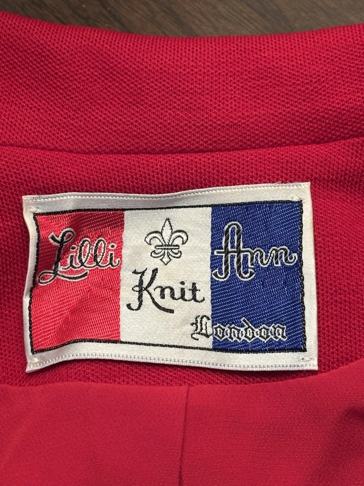 Raro De Colección Años 60 Lilli Anne Tejido Londres 3 Piezas Falda Traje Lápiz Labial Rojo Mod MCM Foto 2 de 4
