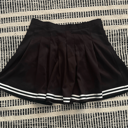 Minirock Romwe Größe 2XL schwarz-weiß