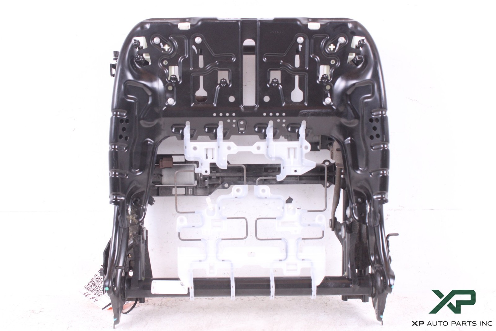 2014-2018 BMW X5 SUV Seat Lower Track Frame Front Left 52107329931 OEM