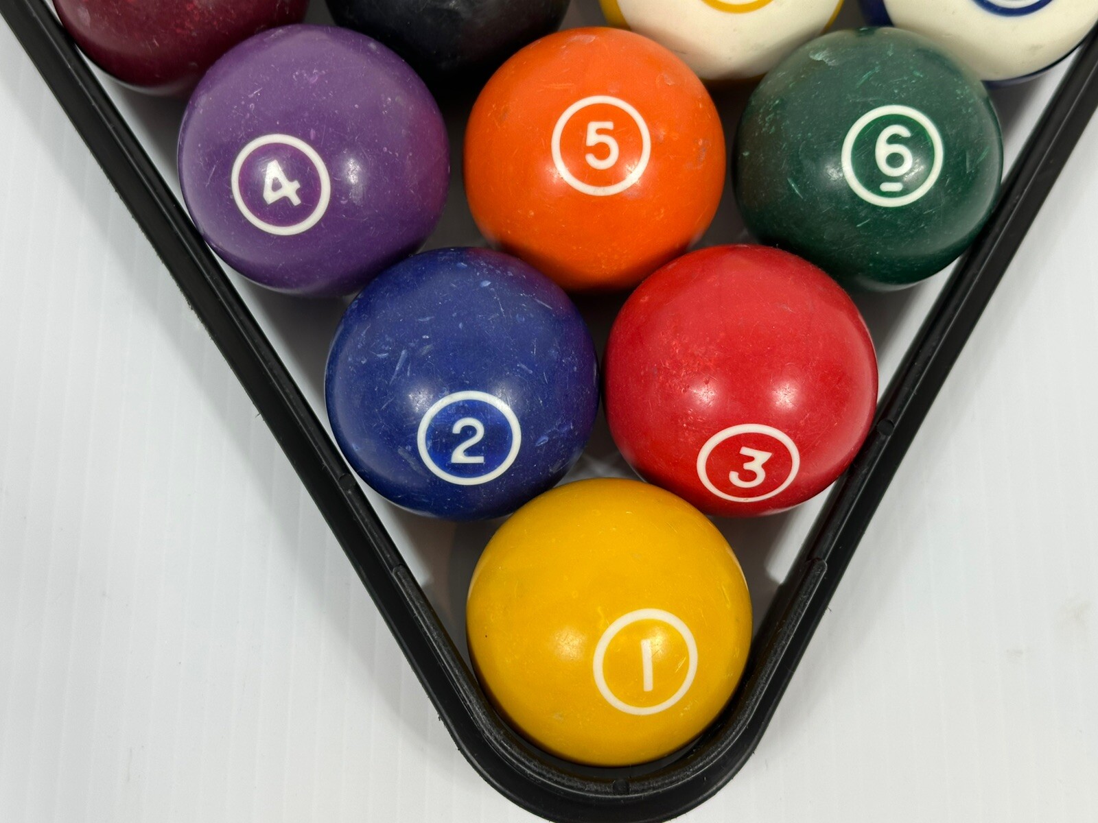 Vintage Complete Set of 16 Billiard Pool Balls cue ball well used