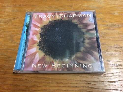 New Beginning by Tracy Chapman (CD, 1995, Elektra (Label)) BMG - Foto 1 di 3