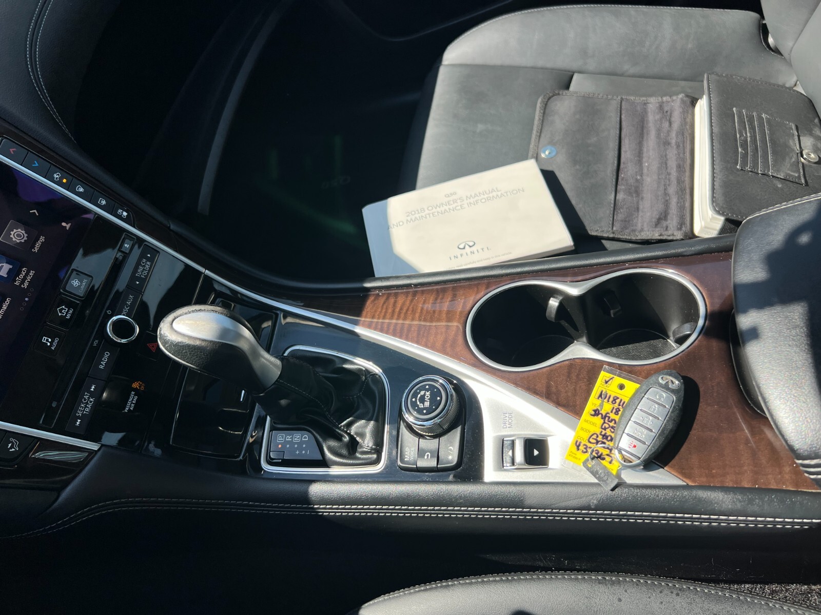 Infiniti Q50 - Image 24
