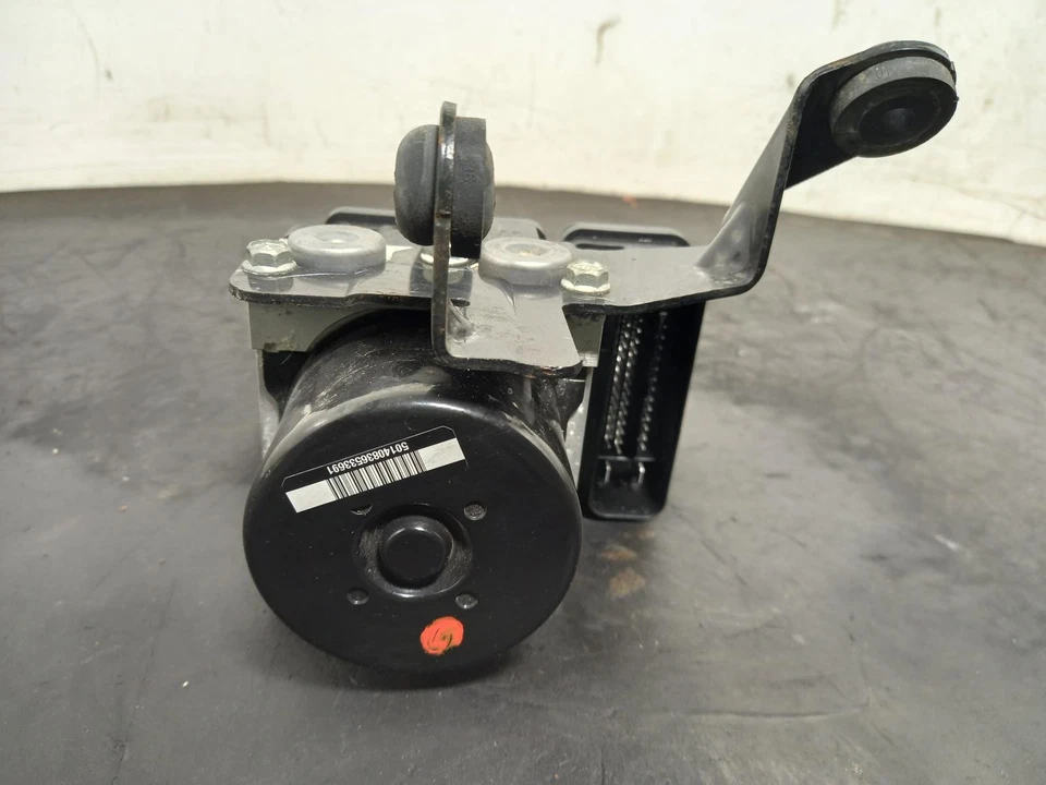 MAZDA 3 ABS Pump/Modulator 2009-2014 1.6L Y601  - Image 4 of 4