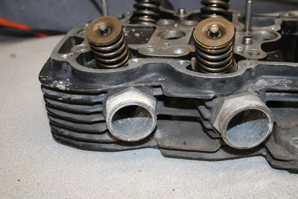 Honda CB750F Super Sport 1977-78 motor extremo superior culata 4469.abd Foto 3 de 4