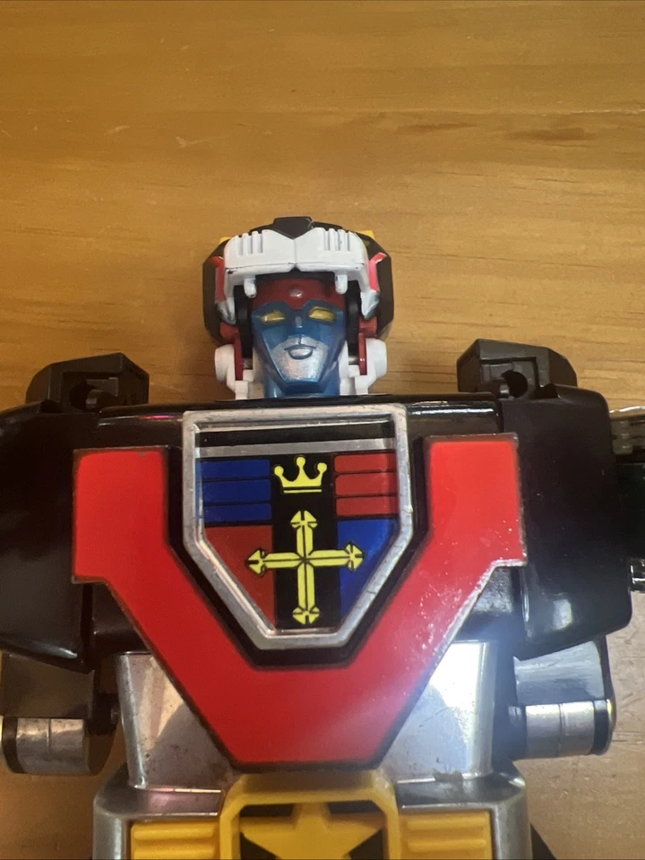 Vintage Voltron 1981 Matchbox GB-36 Y&K Lion Bot Go Lion Black Only PARTS ONLY - Image 2 of 4