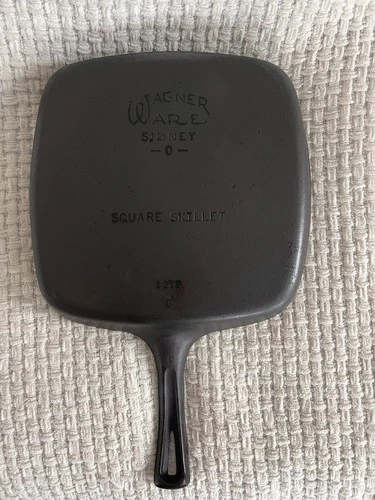 Wagner Ware Sidney 0 Square Cast Iron Skillet #1218 C Vintage Frying Pan 9-1/2"
