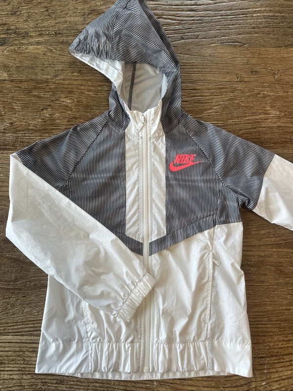 Nike Girls Windrunner Jacket Hooded Lightweight Striped Size Small