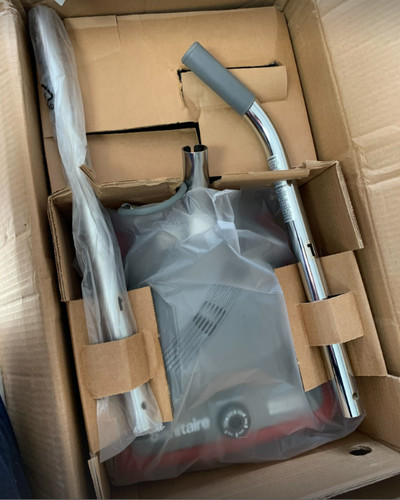 EUKSC689 - Sanitaire Model Sc689 Maid Saver Vacuum with Ez Kleen Dust Cup