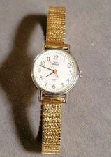 Timex Indiglo Quartz NEW BATTERY Hadley Roma Watch Stretch Band Gold Tone 