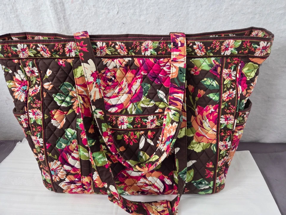 Bolso de Mano Vera Bradley ENGLISH ROSE Get Carried Away Foto 3 de 4