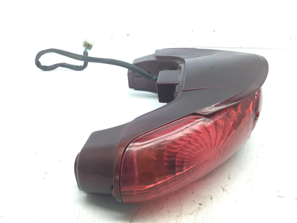 FARO FANALE POSTERIORE ROSSO FRECCE APRILIA SCARABEO DITECH IE 2T 50 2001 2004 - Immagine 2 di 4