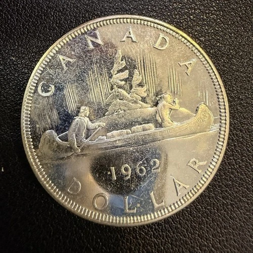 OLD CANADIAN COINS SILVER 1962 CANADA AU SILVER ONE 1 DOLLAR S148