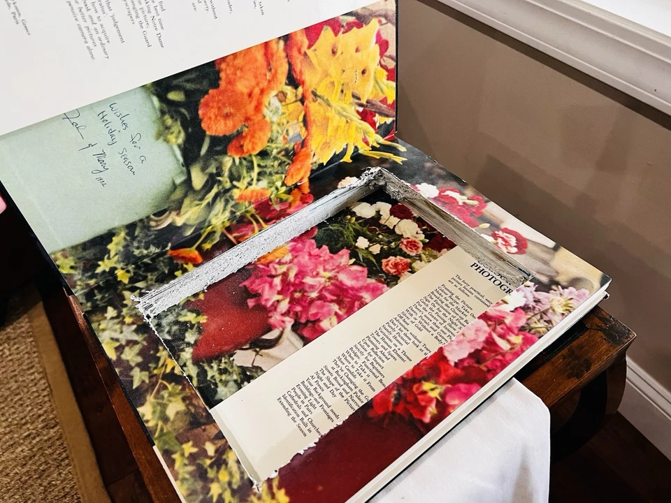 Vintage Hollow Book Safe – Secret Storage Compartment Diversion Stash Box Décor - Image 2 of 4