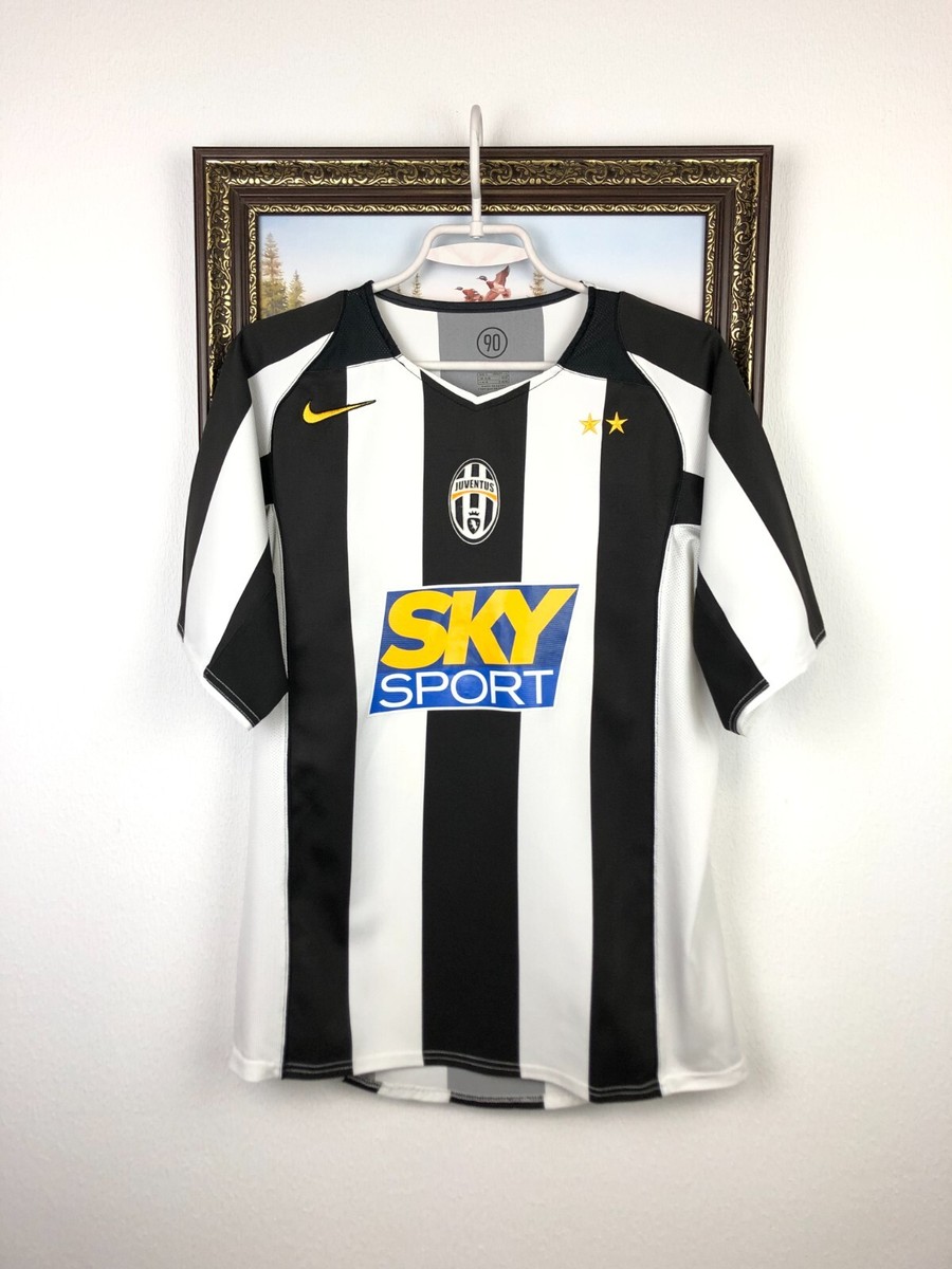 Juventus Home football shirt 2004 Soccer #11 Nedved Nike