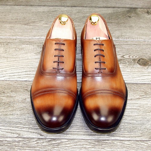 NIB * $395 Bruno Magli BUTLER 8 M 